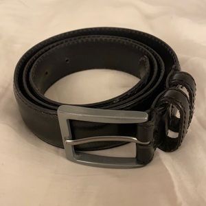 Eddie Bauer Black Leather Dress Belt